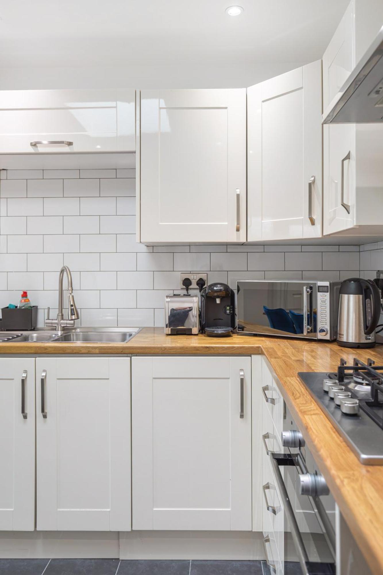 Chicstay Suites High Wycombe Buitenkant foto